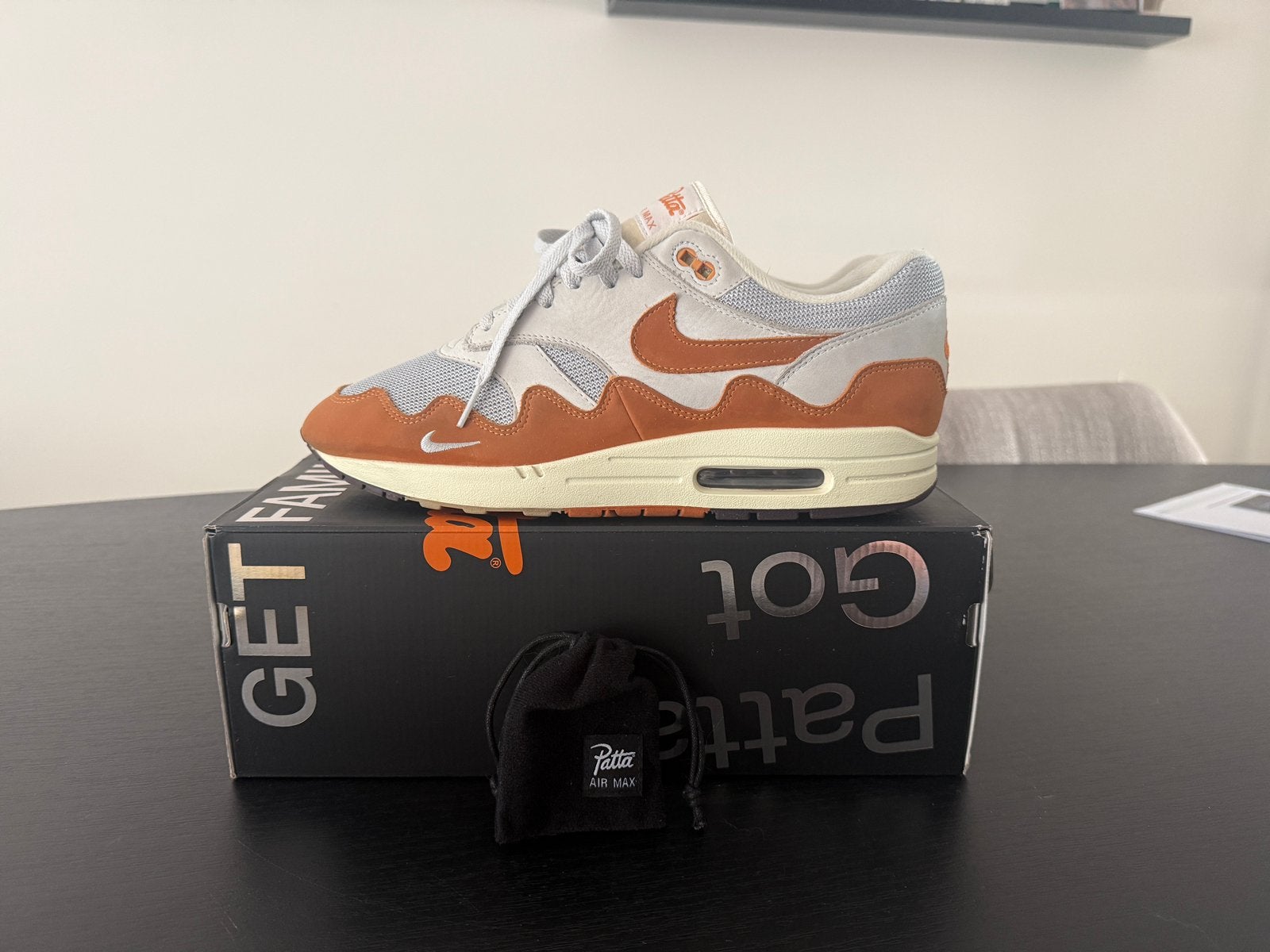 Nike air max 1 Patta waves Monarch 45,5 used 8/10, Ophalen of Verzenden, Gedragen, Wit