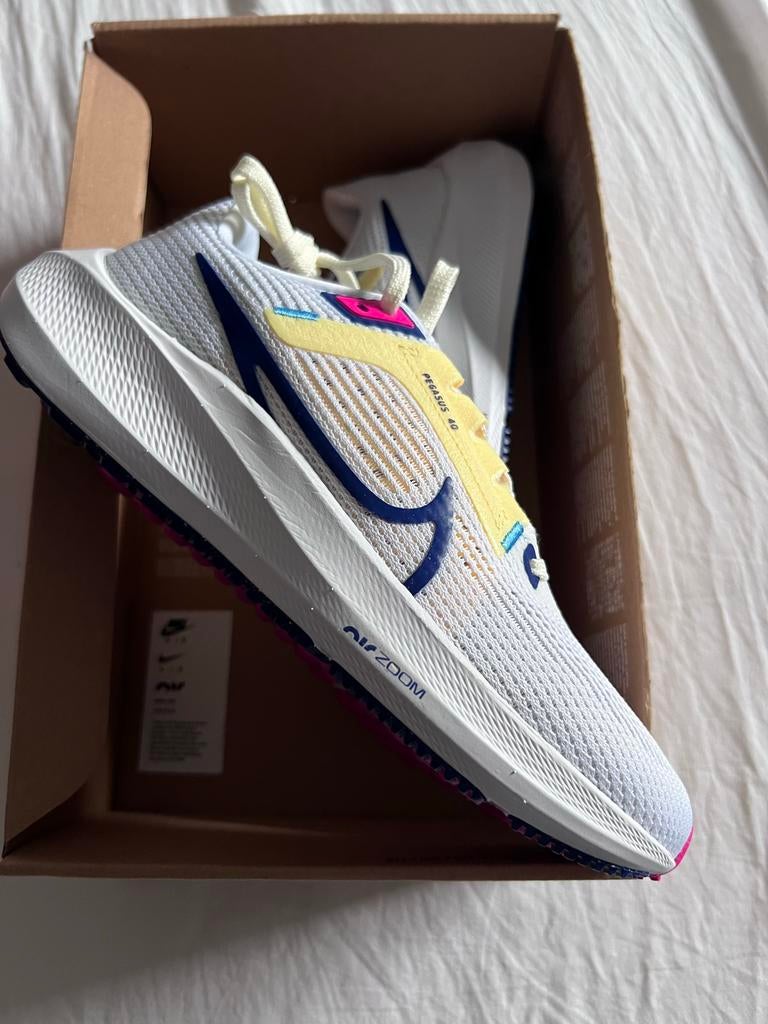Nike Air Zoom Pegasus 40 hardloopschoenen maat 38.5, Ophalen of Verzenden, Nieuw, Overige kleuren, Sportschoenen