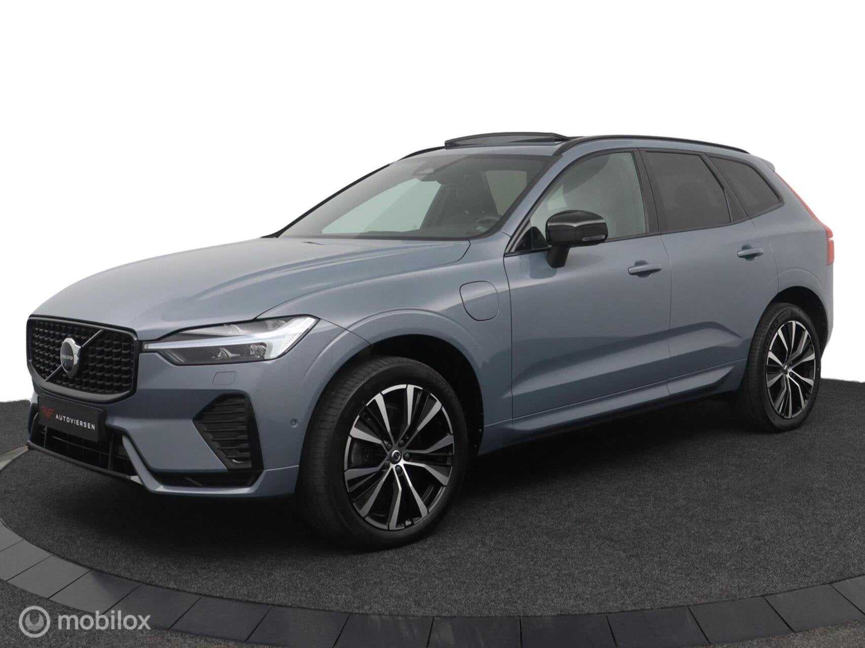 Volvo XC60 2.0 T6 Plug-in hybrid AWD Plus Dark | Trekhaak |, Auto's, Automaat, Gebruikt, 4 cilinders, 1969 cc
