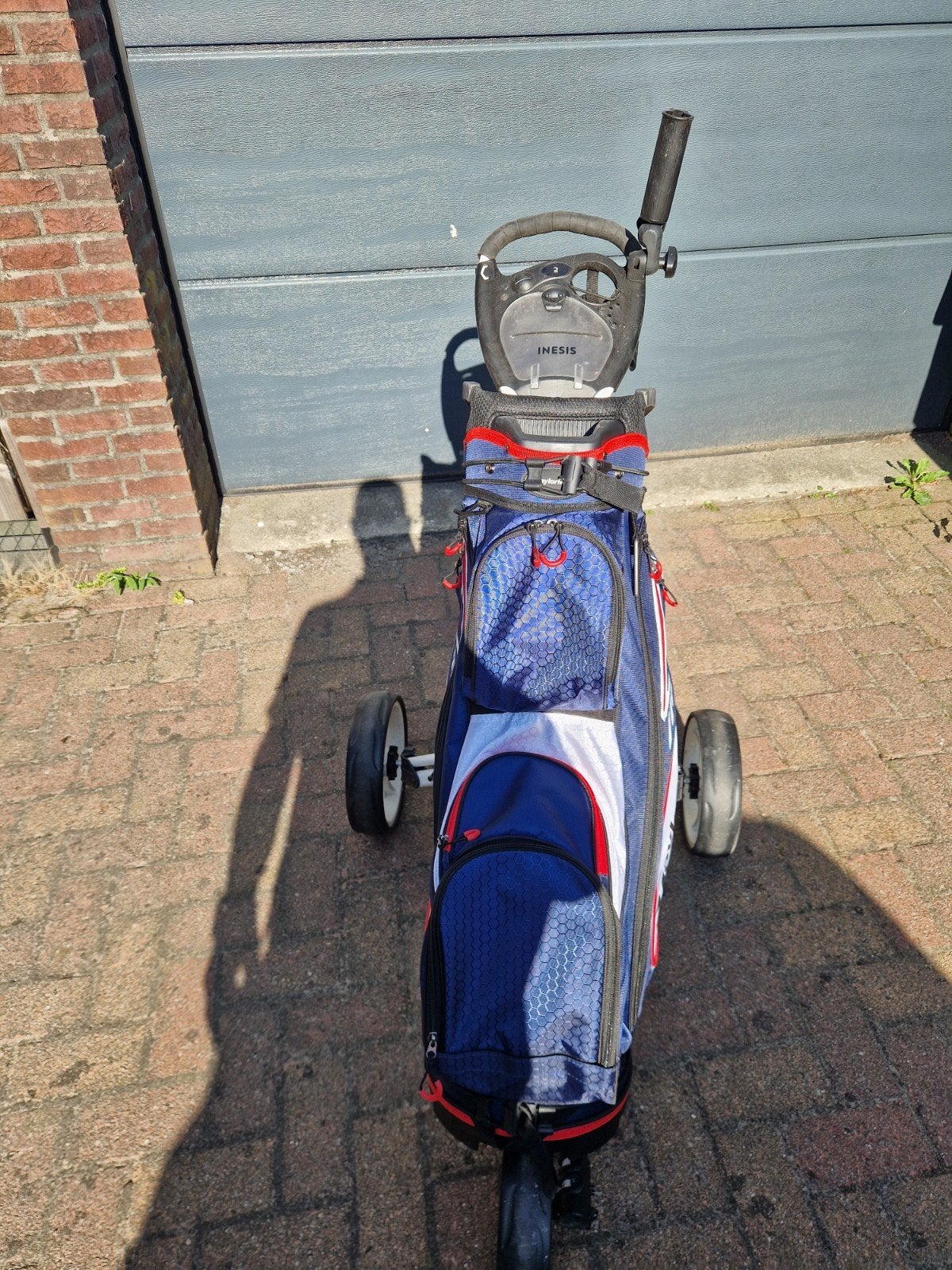 Golfkar met golftas - TaylorMade en Inesis, Ophalen, Gebruikt, Tas, Overige merken