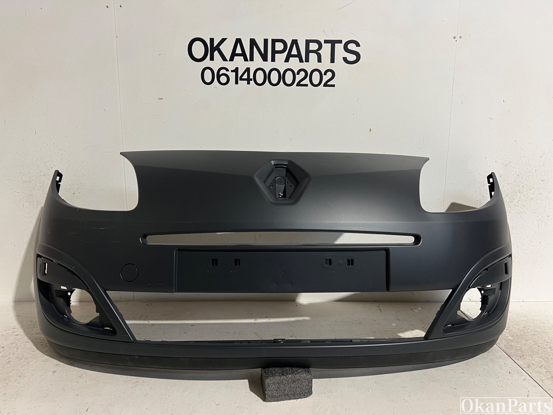 Renault Twingo II Facelift voorbumper 8200636834