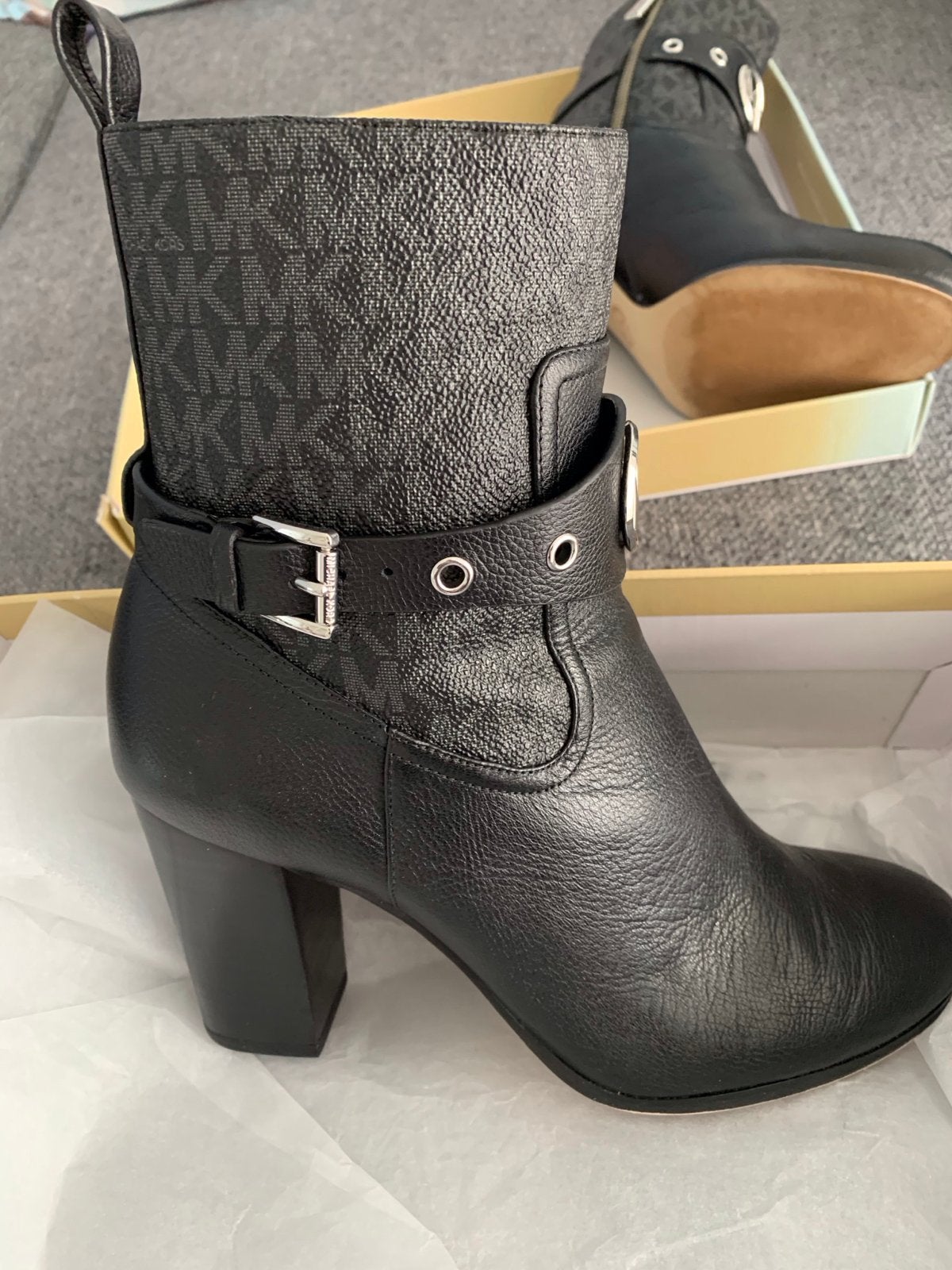 Michael Kors Heather Booty Zwart - Maat 37, Zwart, Lage of Enkellaarzen, Ophalen of Verzenden, Zo goed als nieuw
