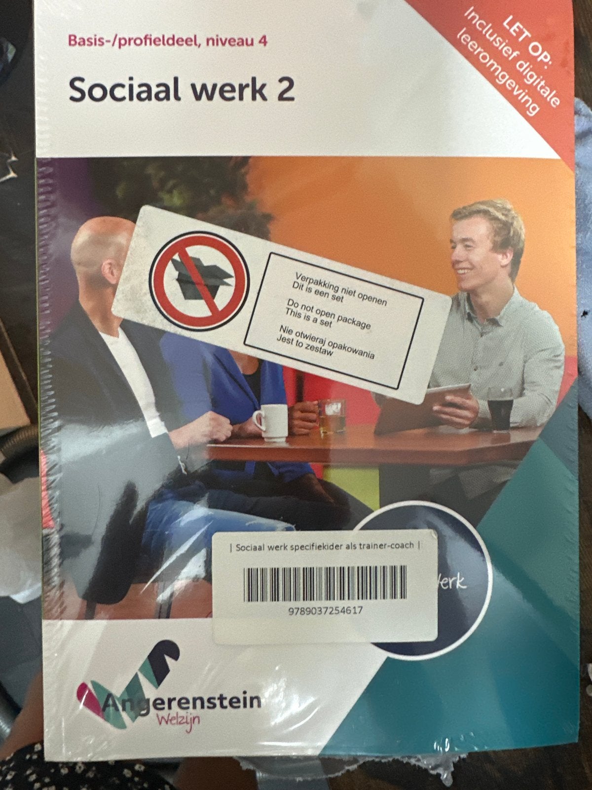 Basisboek Sociaal werk + Sociaal werk 2 (Niveau 4), Boeken, Ophalen, Gamma, Nieuw, MBO