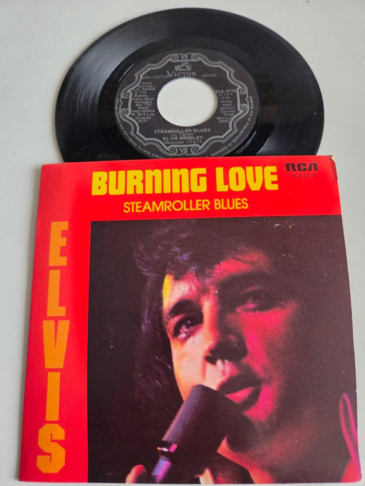 Elvis Presley - Burning Love / Steamroller Blues 7 inch, Gebruikt, Pop, Originele persing, 7 inch