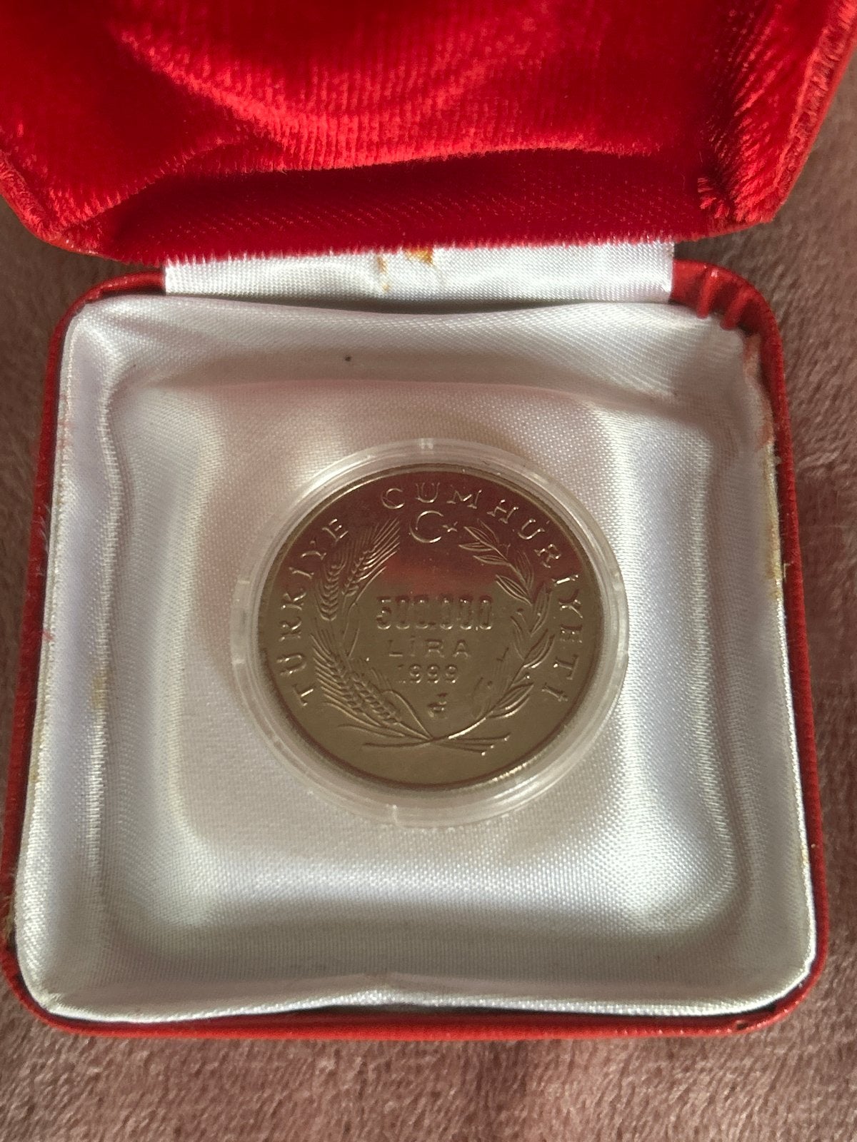 Turkse 500.000 Lira munt 1999 in doosje, Ophalen of Verzenden, Midden-Oosten, Losse munt