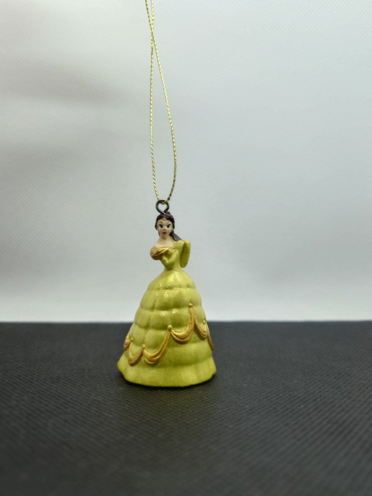 Disney prinses Belle kerst ornament hanger kerstbal, Ophalen of Verzenden, Assepoester of Belle, Zo goed als nieuw, Beeldje of Figuurtje