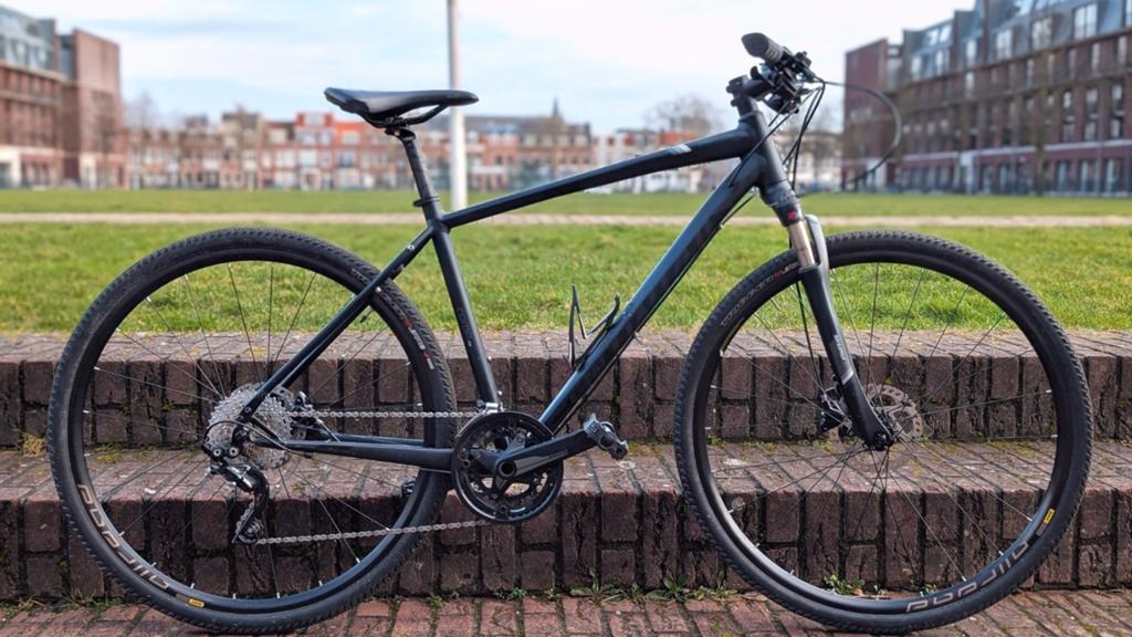 Specialized Croostrail M, 28 inch, Gebruikt, Vering, Meer dan 20 versnellingen