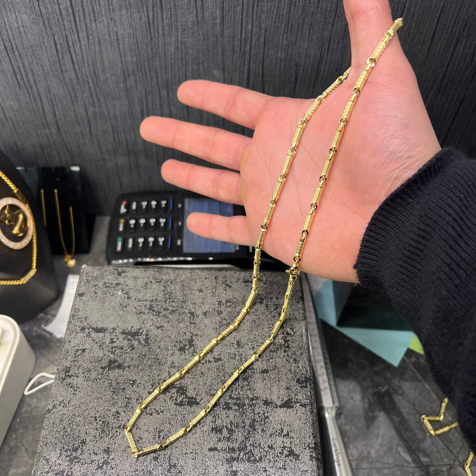 18k gouden ketting versace schakel goud, Ophalen of Verzenden, Goud