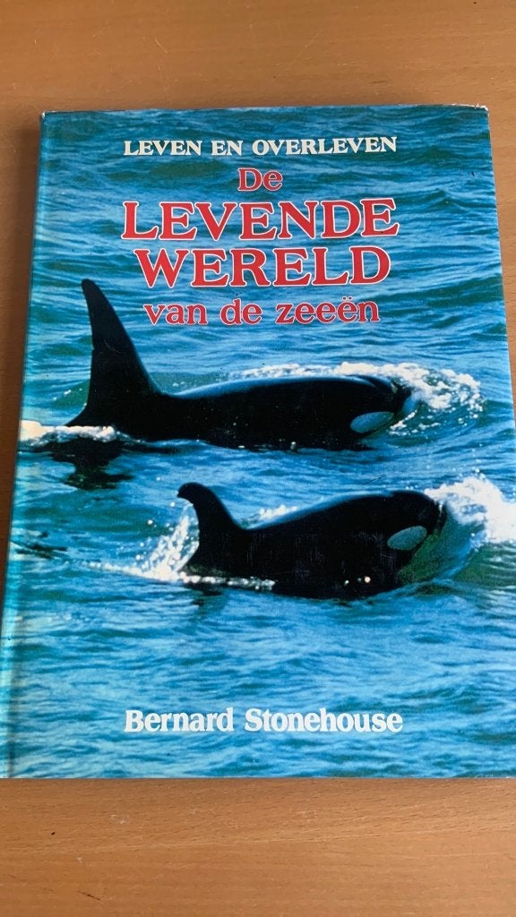 Leven en overleven - De levende wereld van de zeeën, Ophalen of Verzenden, Natuur algemeen