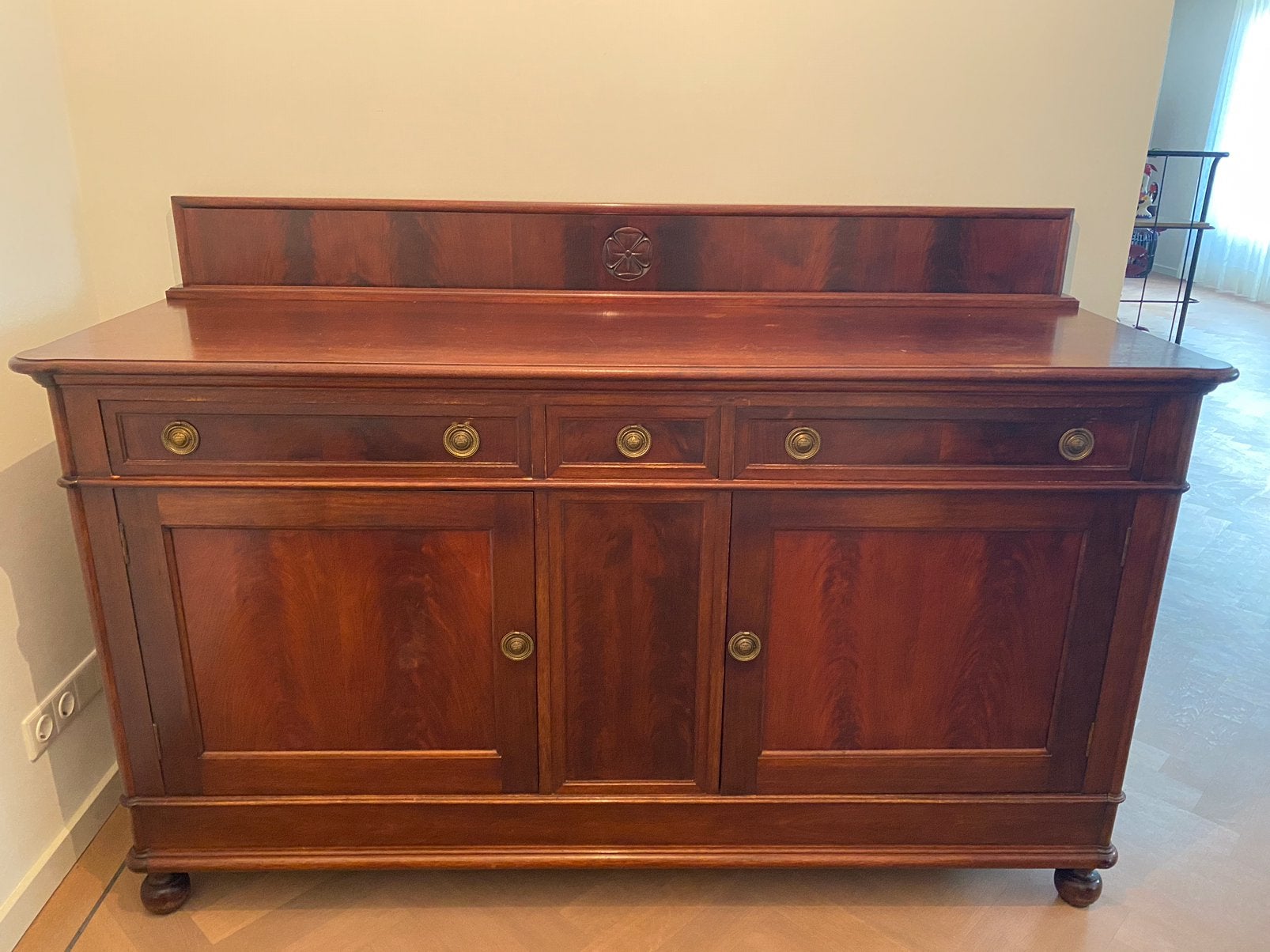 Antieke dressoir, Ophalen of Verzenden, Zo goed als nieuw, 25 tot 50 cm, 150 tot 200 cm