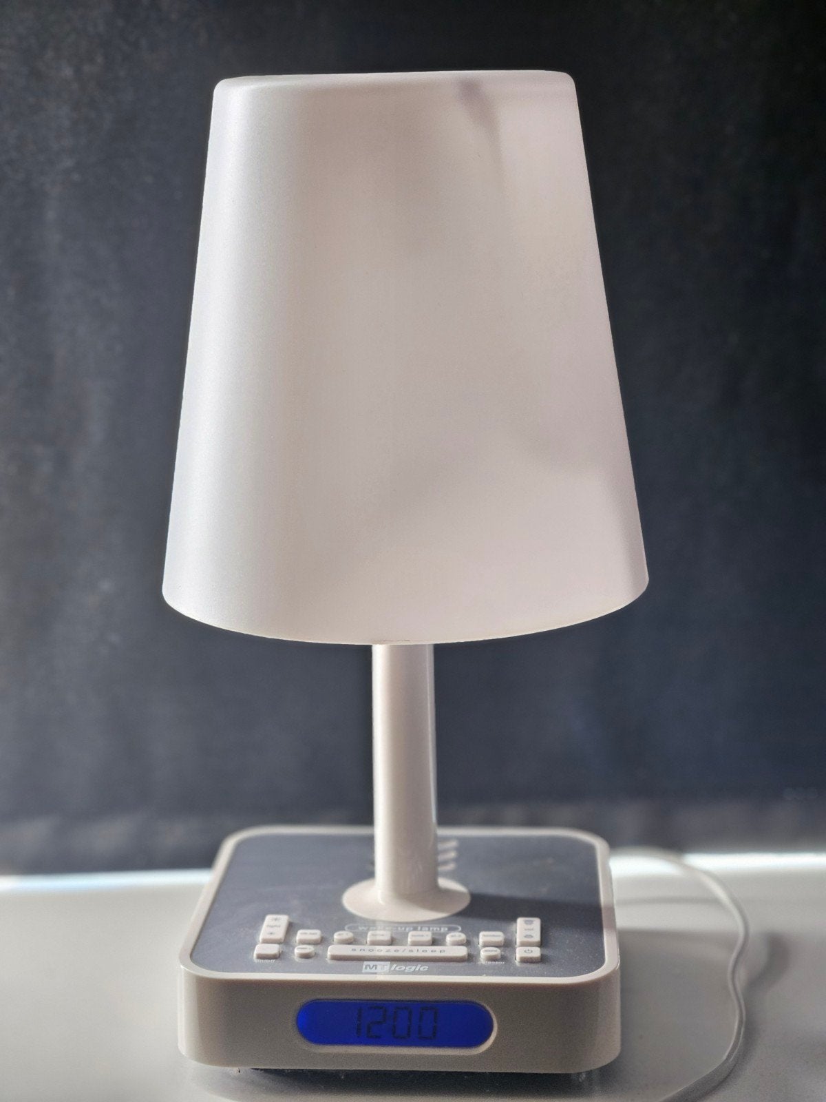Wake-up Light Wekkerlamp met Radio en Slaapfunctie, Met schakelaar, Wit, Overige merken, Gebruikt