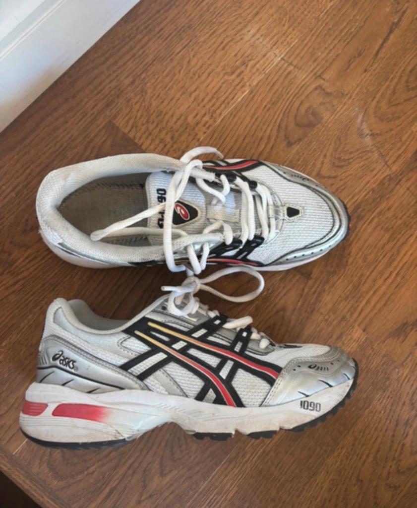 Asics 1090 gel white steel sneakers, grijze/zilver gympen,36, Kleding | Dames, Nieuw, Ophalen of Verzenden, Sneakers of Gympen