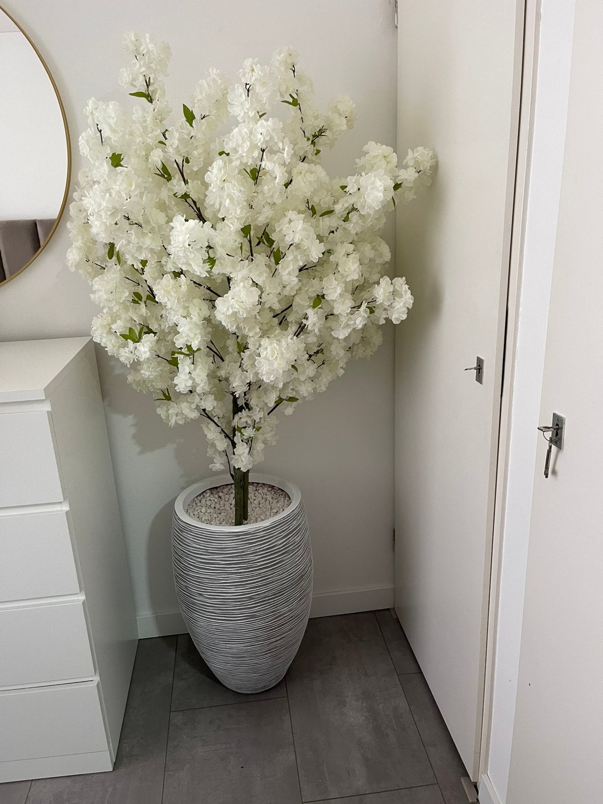 Witte bloesemboom met vaas, Overige materialen, Wit, Nieuw, Ophalen of Verzenden