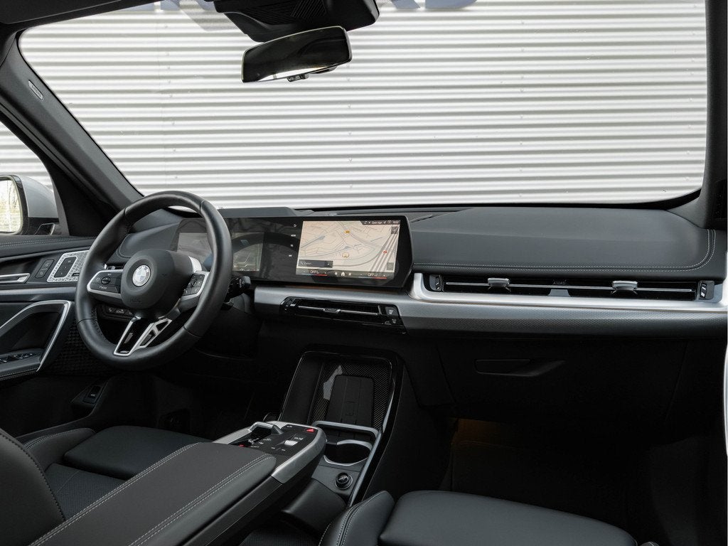 BMW X1 sDrive18i - M-Sport Pro - Pano - Trekhaak - Memoryzet, Auto's, BMW, 12 maanden, 136 pk, Gebruikt, Leder
