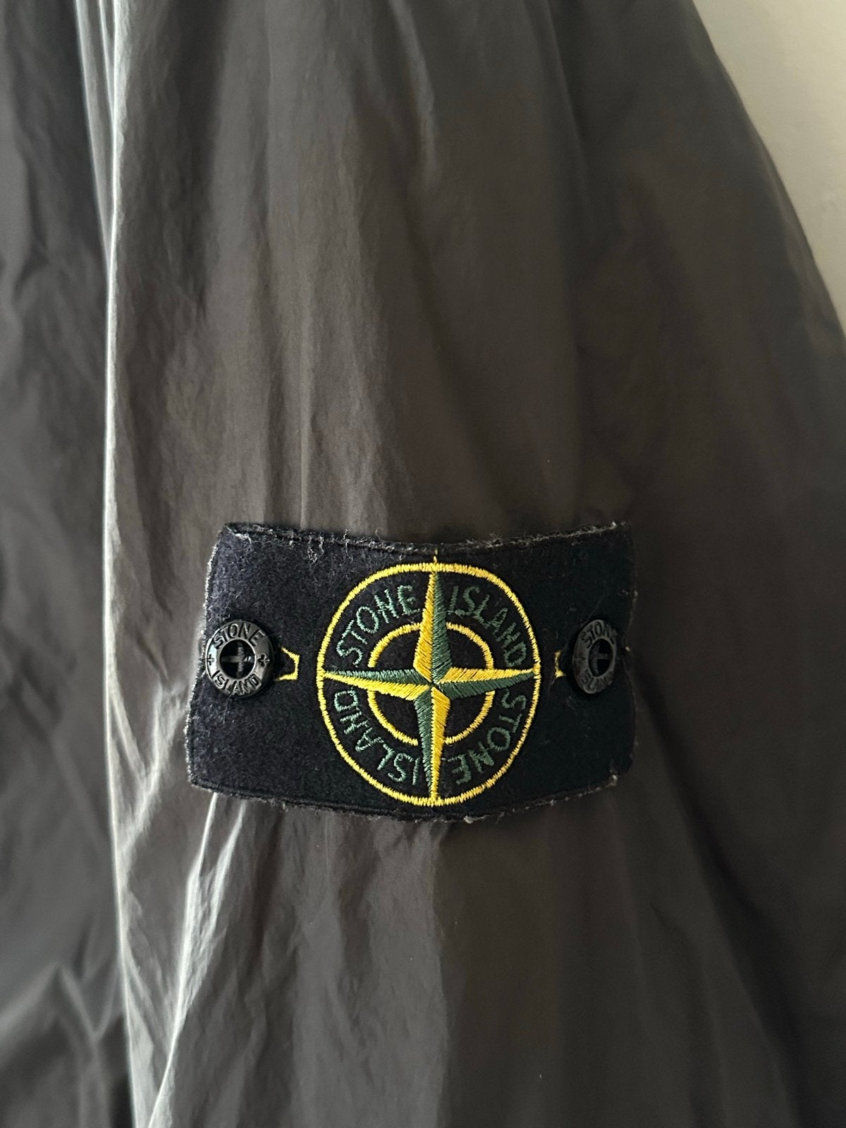 Stone Island Charcoal Men’s Shell Jacket (Zo goed als nieuw), Kleding | Heren, Ophalen of Verzenden, Zo goed als nieuw, Overige maten
