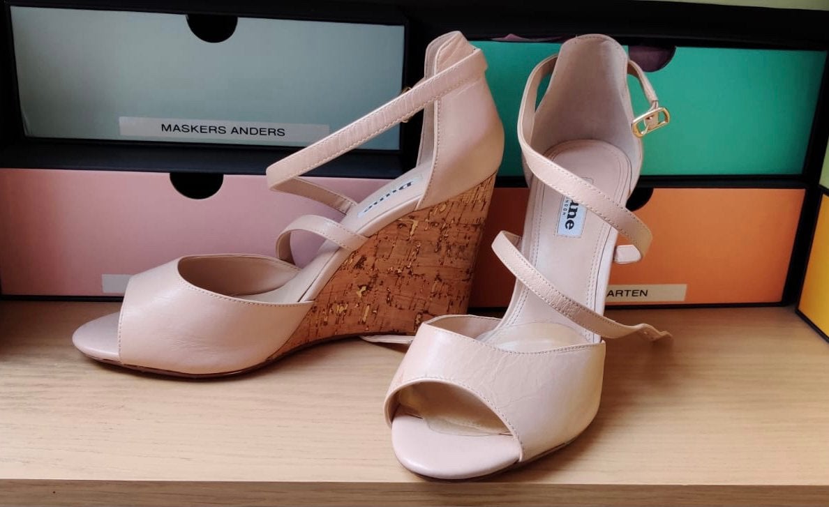 Dune sleehakken maat 39, Kleding | Dames, Schoenen, Ophalen of Verzenden, Zo goed als nieuw, Schoenen met hoge hakken, Roze