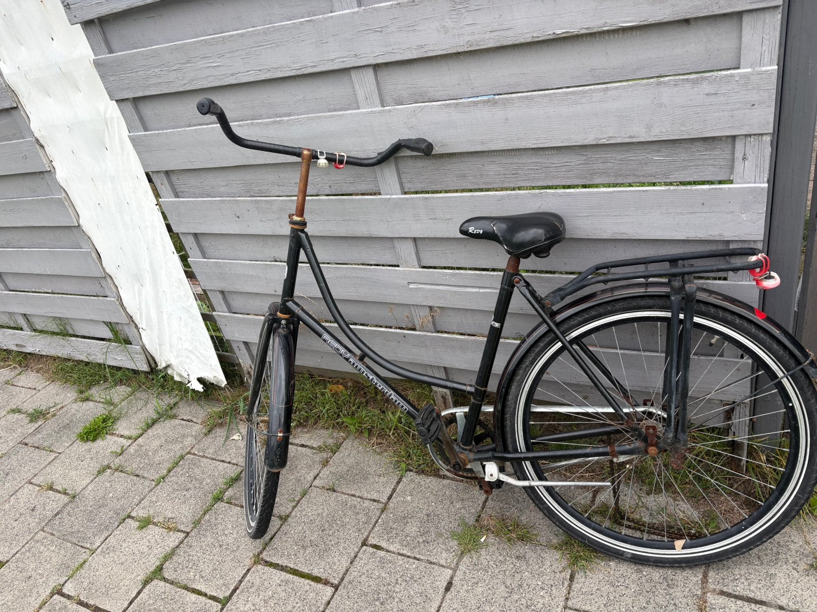 Gratis ketting is er wel af, 56 cm of meer, Ophalen, Gebruikt