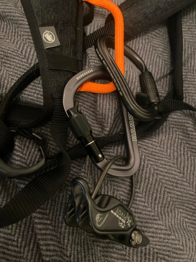 Mammut Workhorse Klimgordel met Accessoires, Sport en Fitness, Klimsport, Ophalen of Verzenden, Zo goed als nieuw, Klimsport-accessoire