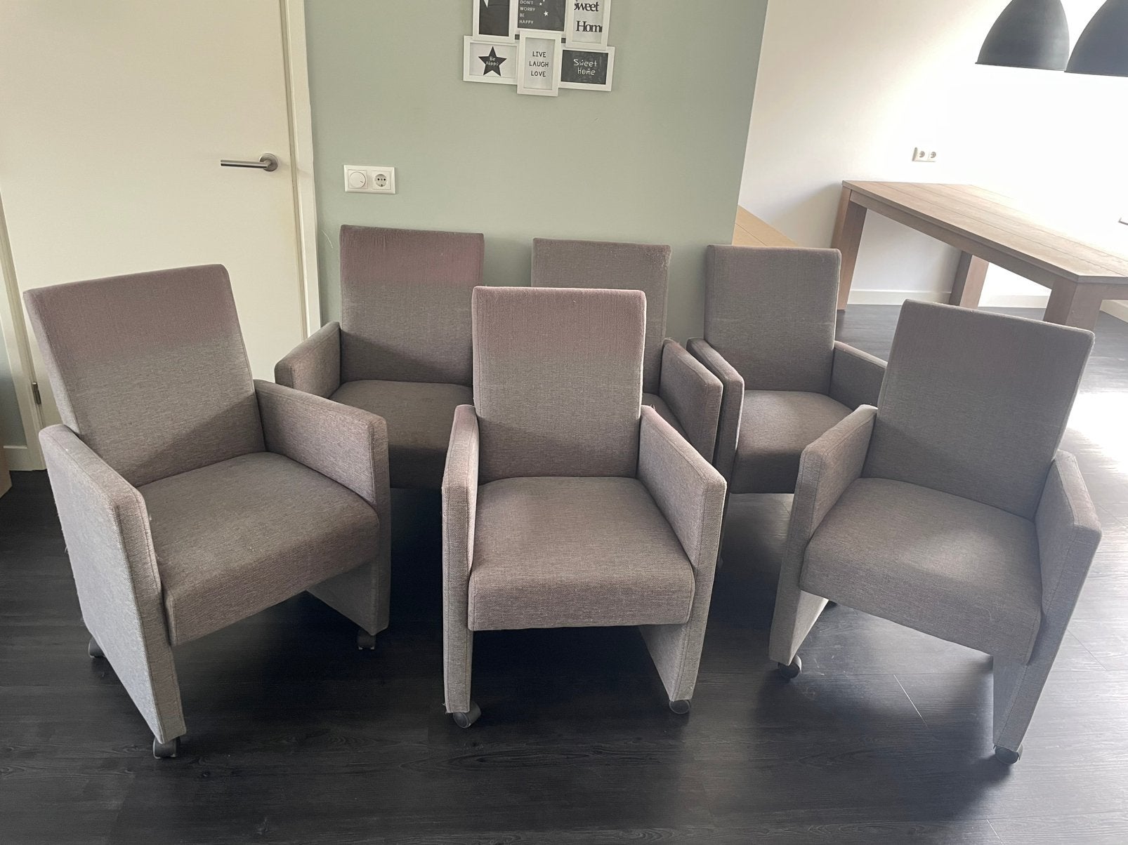 Gratis 6 stuks eetkamer stoelen, Ophalen, Gebruikt, Landelijk, Vijf, Zes of meer stoelen