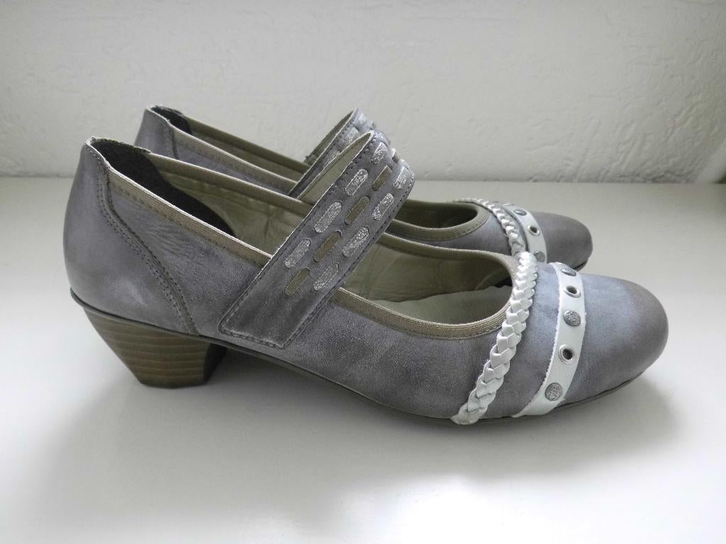 Rieker schoenen 39 hak leer leder grijs taupe bijna NIEUW, Schoenen met lage hakken, Ophalen of Verzenden, Zo goed als nieuw, Grijs