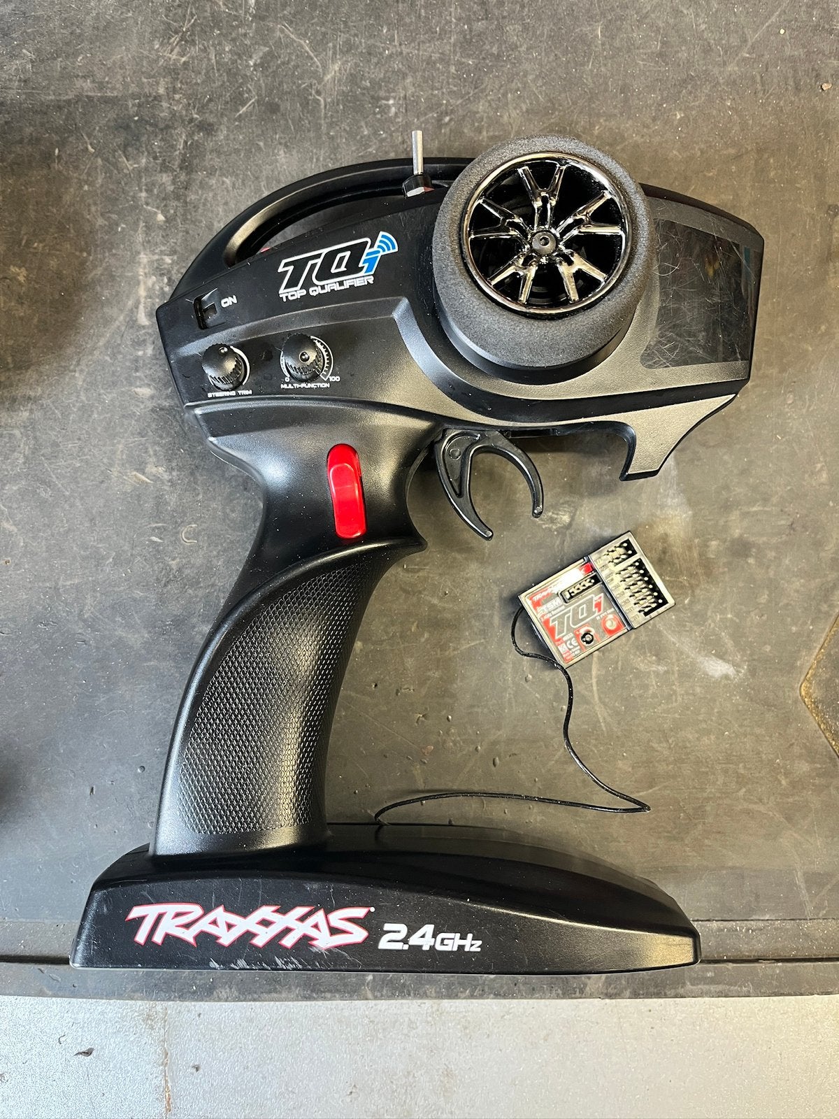 Traxxas TQI 2.4ghz zender 4 kanaals en TSM ontvanger, Ophalen of Verzenden, Zo goed als nieuw, Overige schalen, Onderdeel