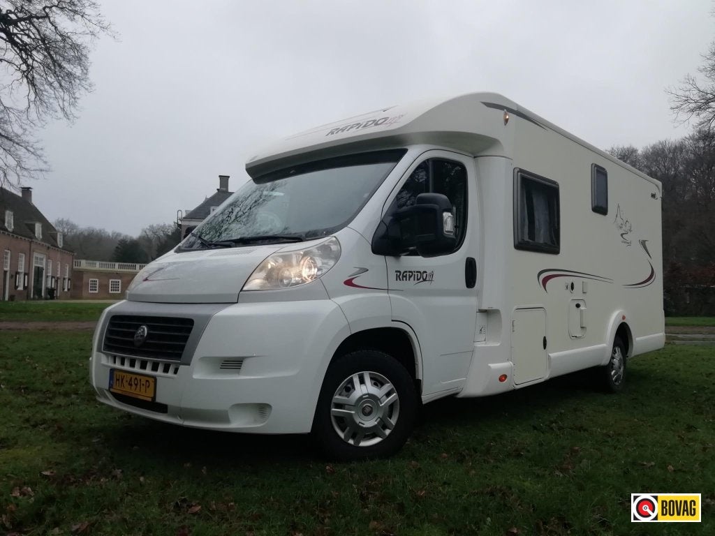 Rapido Le Randonneur 690F met 3 grote zonnepanelen en tv !!!, Ringverwarming, Fiat, Bedrijf, Tot en met 3