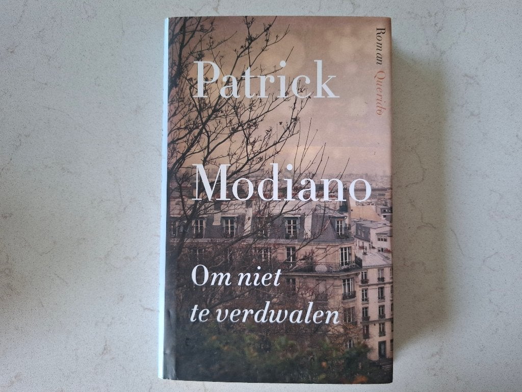 Patrick Modiano - Om niet te verdwalen (Hardback), Europa overig, Patrick Modiano, Ophalen of Verzenden, Zo goed als nieuw