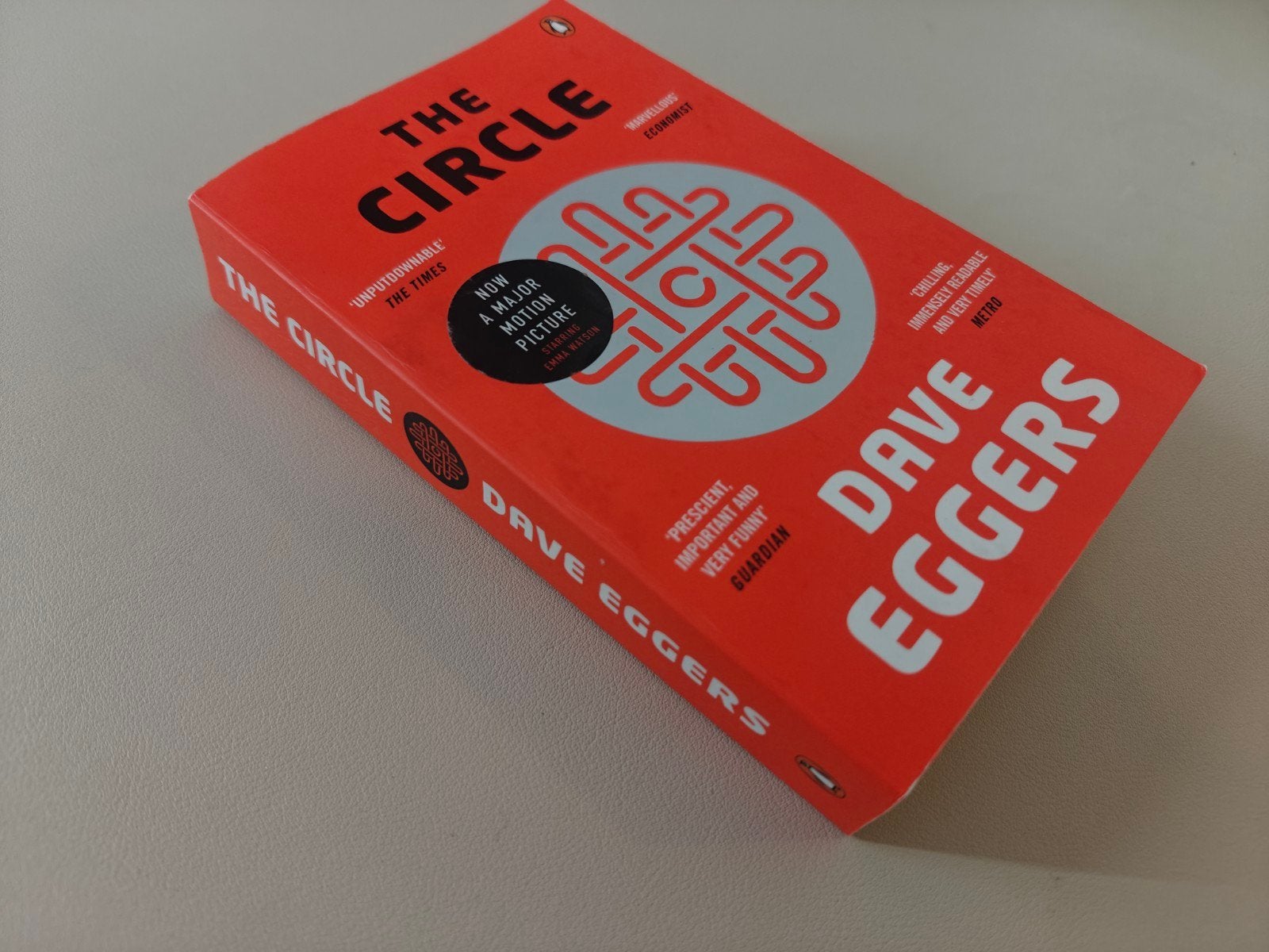 Foto 3 van The Circle - Dave Eggers (EN) - literature, science fiction