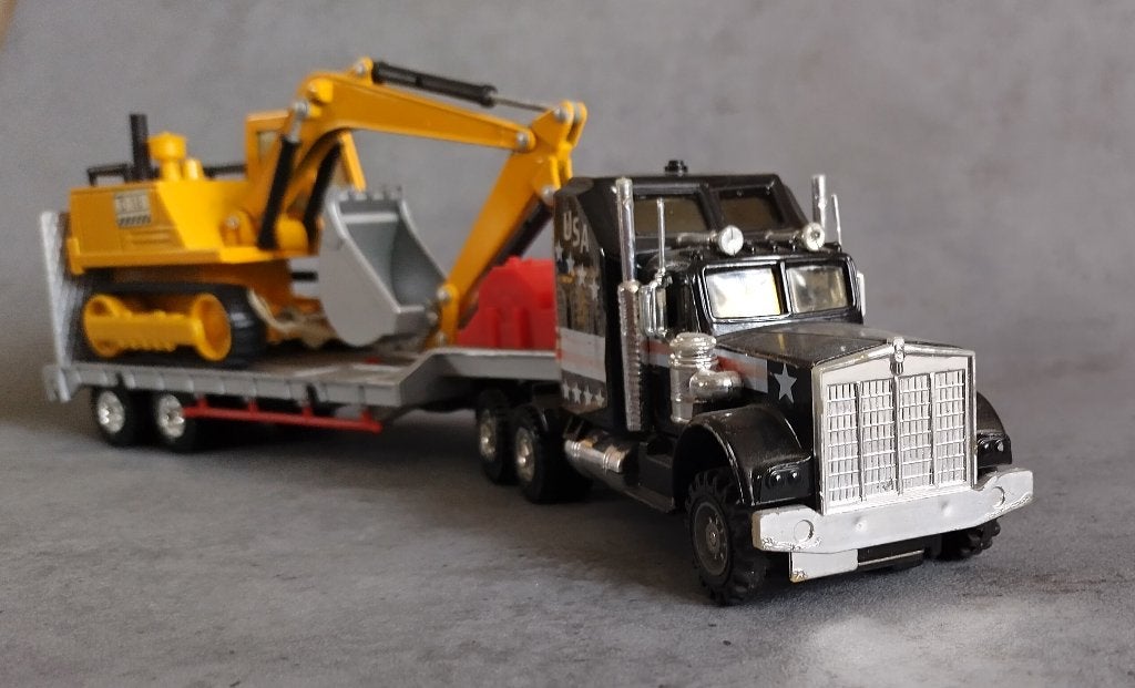 KENWORTH W900A + CATERPILLAR D18 - MC-Toy in doos, Ophalen of Verzenden, Zo goed als nieuw, Bus of Vrachtwagen, Overige merken
