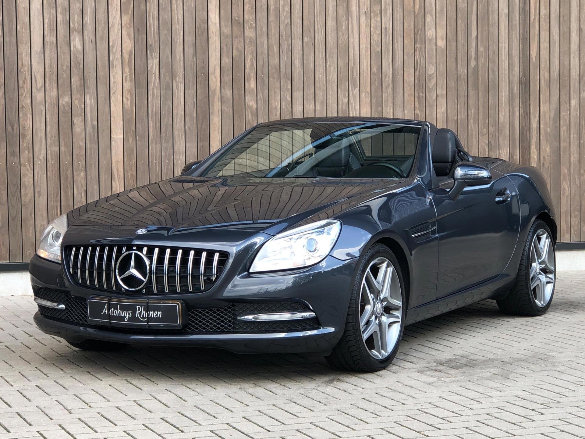 Mercedes-Benz SLK-klasse 200 |Dealeronderhouden|, Euro 5, Gebruikt, Zwart, 4 cilinders