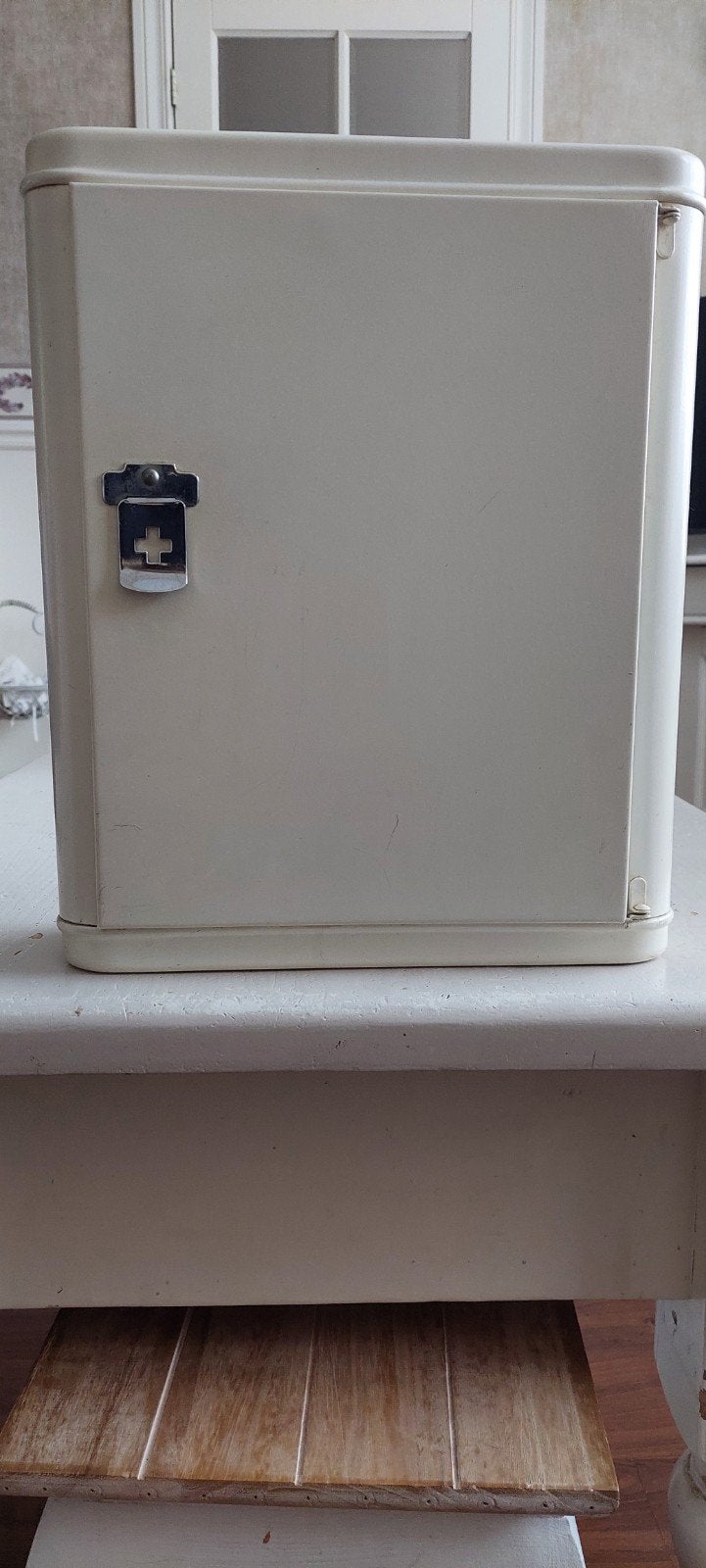 Medicijnkastje Vintage Retro Creme metaal, Ophalen, Huis en Inrichting