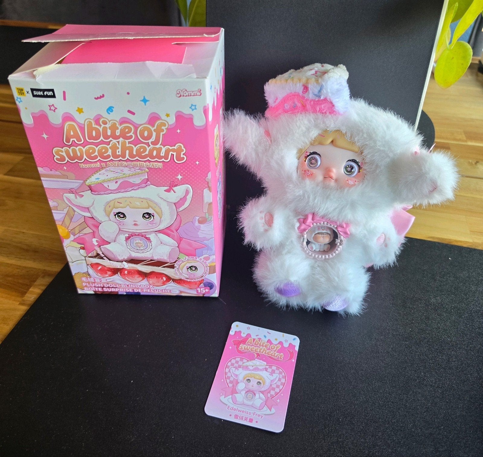 A Bite Of Sweetheart Blindbox, Verzamelen, Poppetjes en Figuurtjes, Ophalen of Verzenden, Nieuw