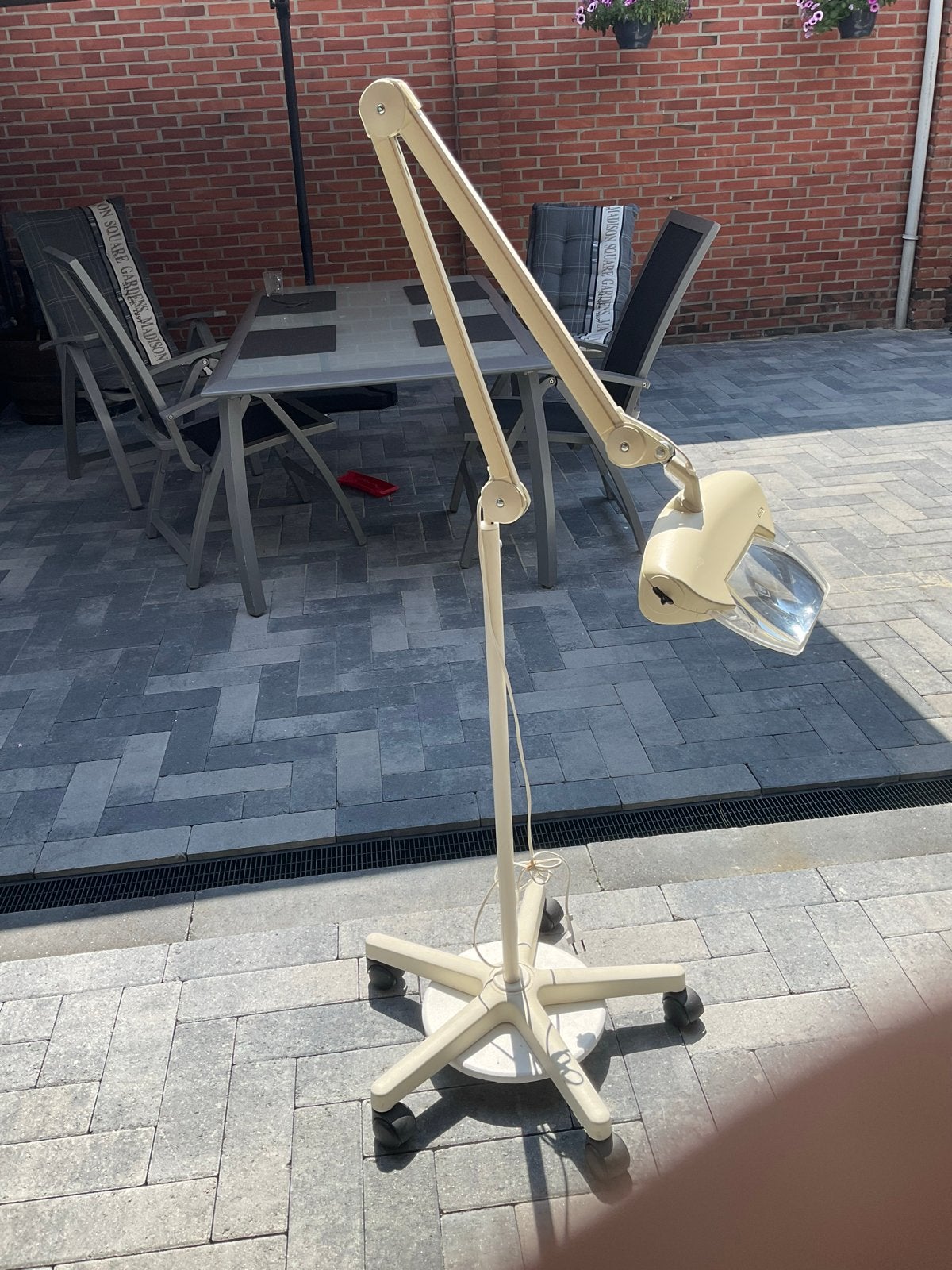 Luxo Loeplamp met wieltjes, Ophalen, Gebruikt, Loeplamp