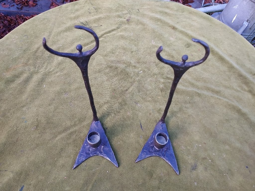 2 bronzen kandelaren, wuivende figuren, Corry Ammerlaan-vN., Overige typen, Groep mensen, Verzenden, Brons
