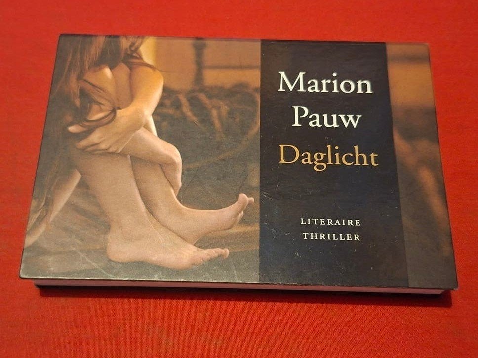 Dwarsligger nr. 3. Daglicht - Marion Pauw., Boeken, Ophalen of Verzenden, Gelezen