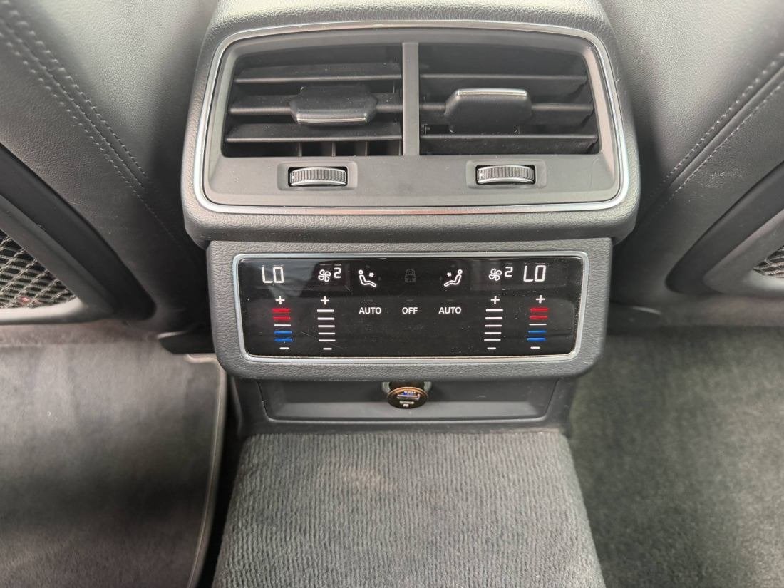 Foto 16 van Audi A6 Avant - 55 TFSI quattro Business edition