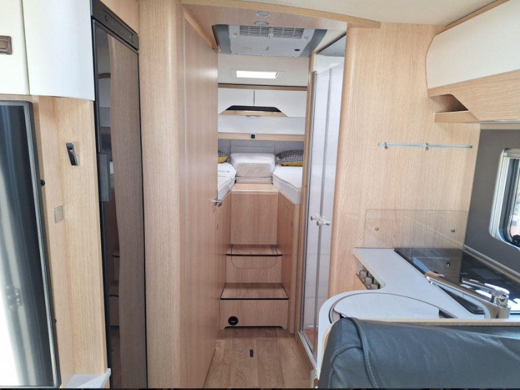 Hymer BMC-I 680 2023 FULL OPTIONS+WINTERPAKKET 1e EIGENAAR, Caravans en Kamperen, Standaard zit, 7 tot 8 meter, Bedrijf, Diesel