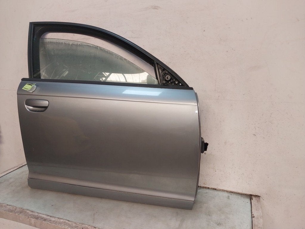 Portier Rechts Voor Audi A6 Avant (C6) 2007 4F0831052F, Gebruikt, Auto-Union-Straße  1, Ingolstadt 85057, , Duitsland, Info@audi.de