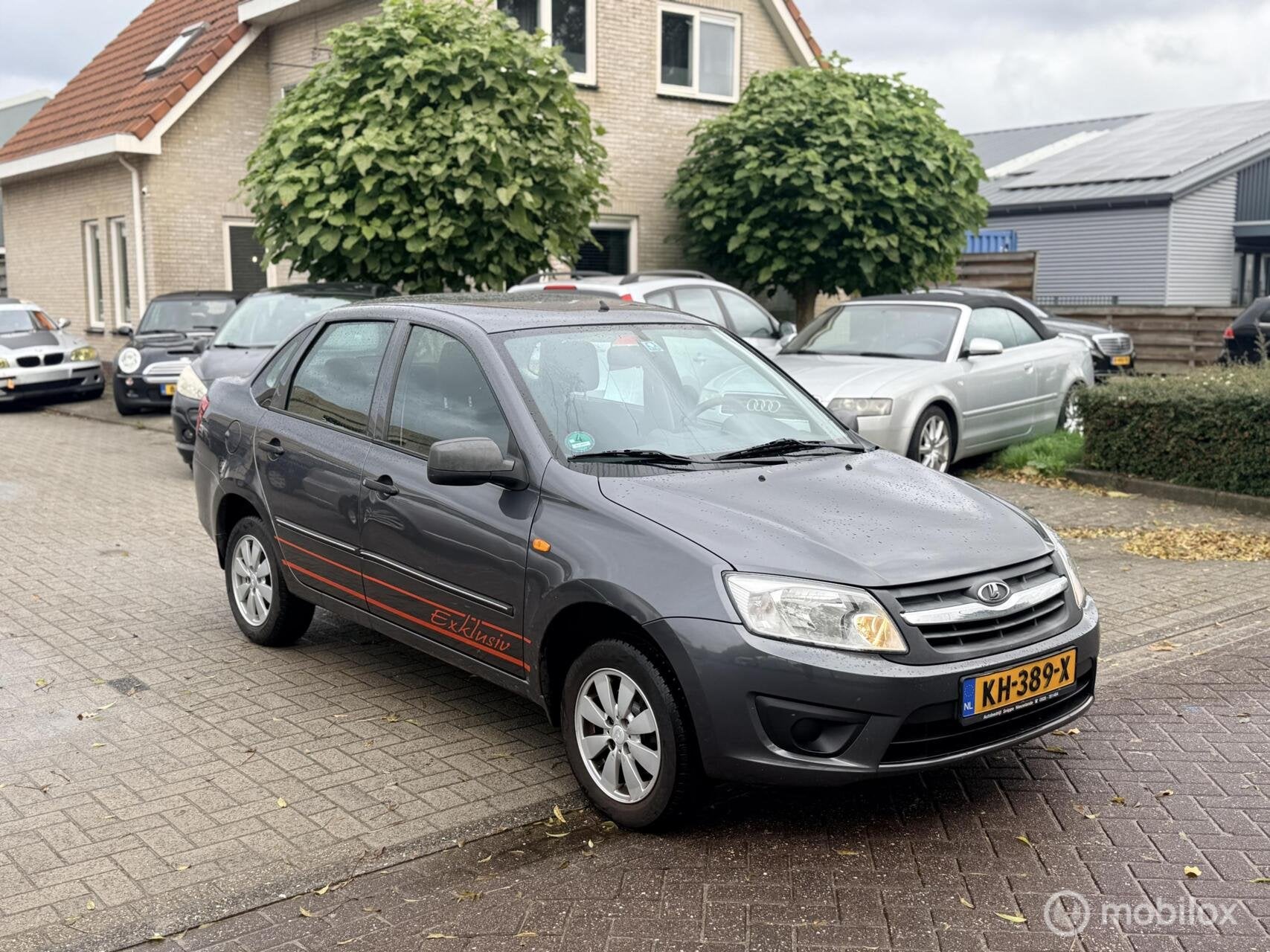 Lada Granta Nieuw apk!, Auto's, Voorwielaandrijving, 1596 cc, 450 kg, Gebruikt