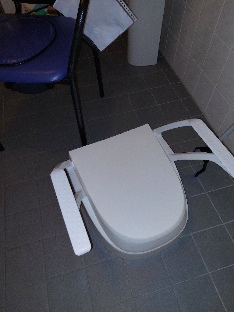 Gratis af te halen 6 medische hulpmiddelen, Diversen, Verpleegmiddelen, Ophalen, Gebruikt
