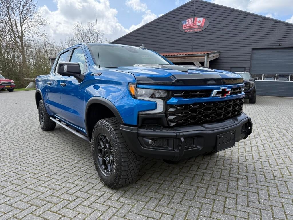 Chevrolet Silverado ZR2 Bison 6.2L V8 pick-up bedrijfswagen, Auto's, Chevrolet, Automaat, Blauw, Leder, Vierwielaandrijving