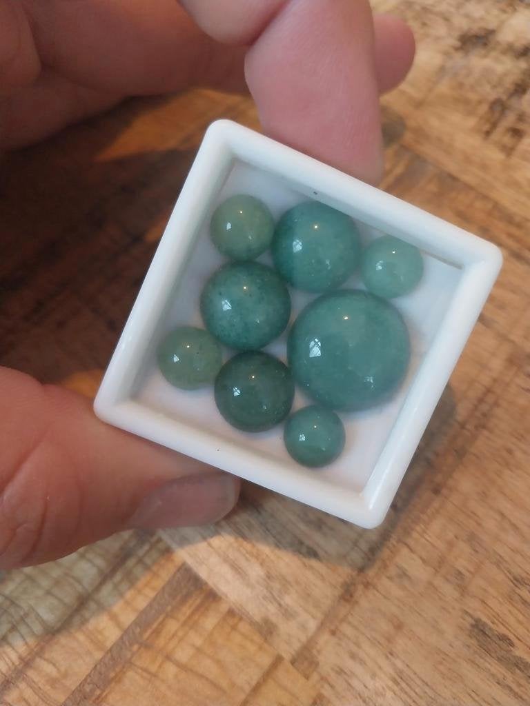 Lot met groene aventurijn cabochons rond mix, Ophalen of Verzenden, Zo goed als nieuw