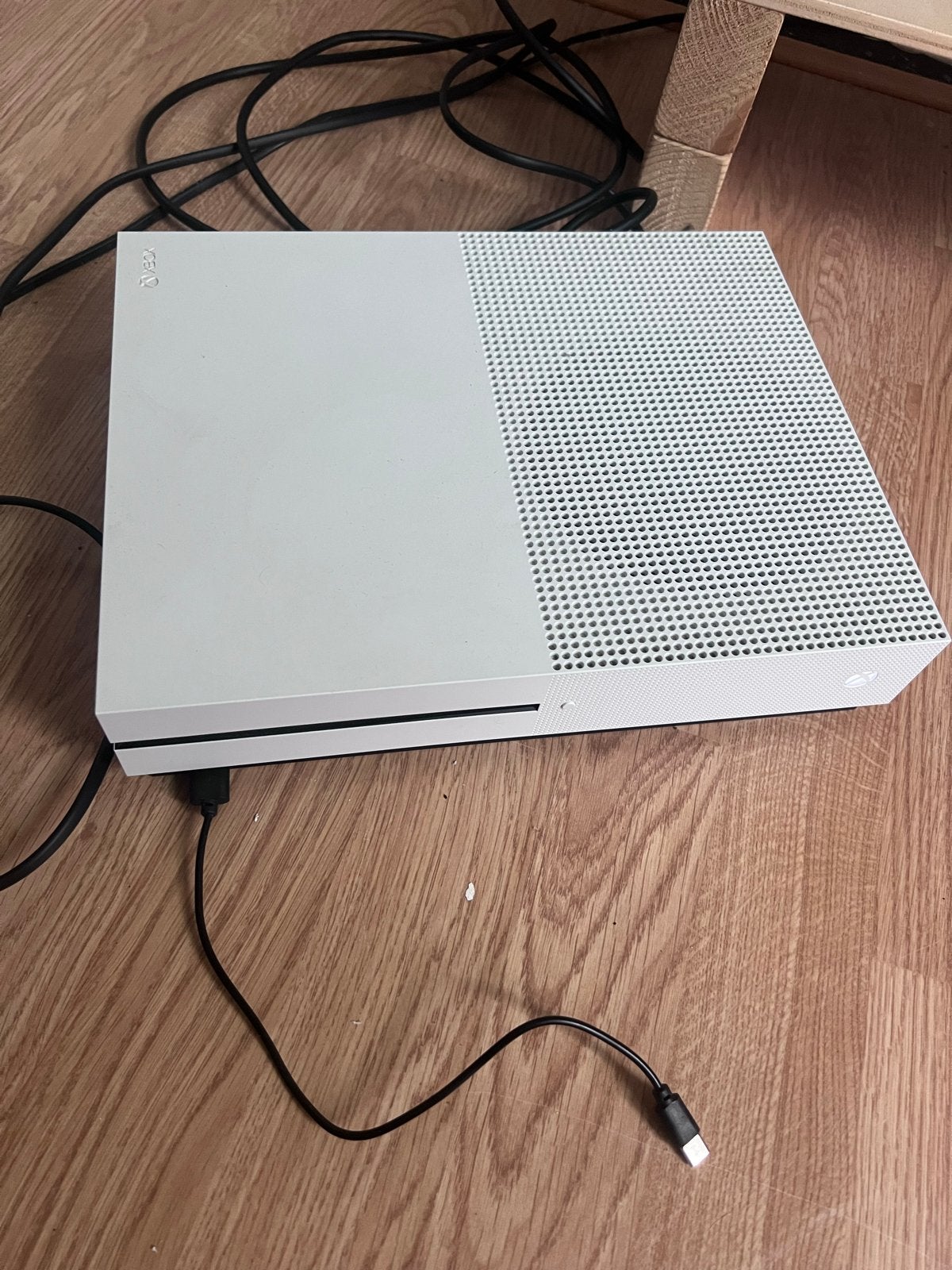 Xbox One S 500 GB, 2 controllers, Ophalen, Met 2 controllers, Xbox One S, 500 GB