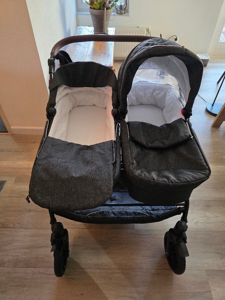Complete tweelingwagen - inclusief autoset. Perfecte staat, Kinderen en Baby's, Gebruikt, Duowagen, Combiwagen, Ophalen