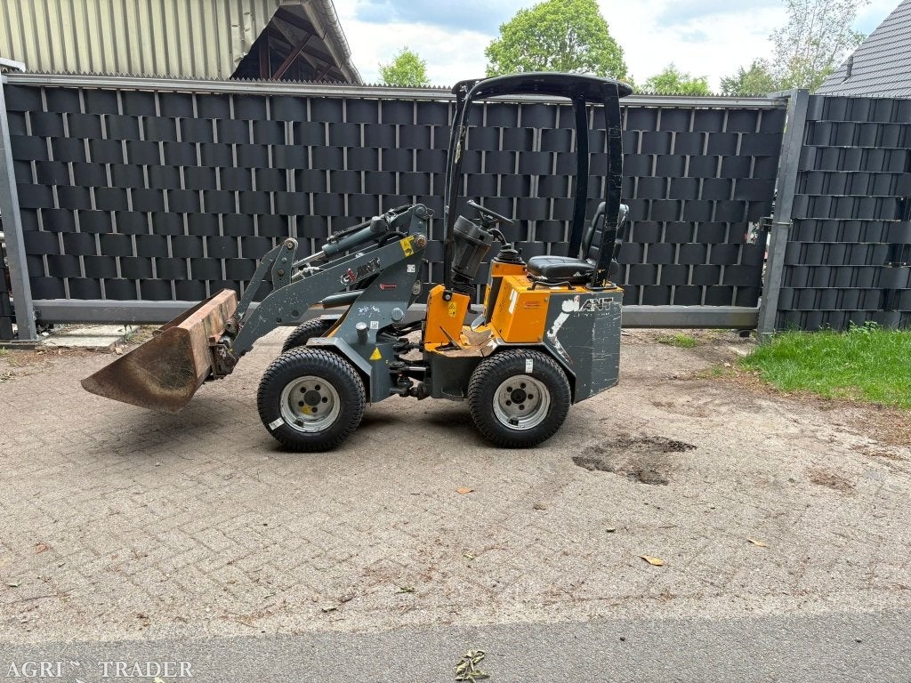 Giant shovel knikmops sherpa multi one schaffer schaeff weid, -, Niet opgegeven, Ophalen of Verzenden, Niet opgegeven