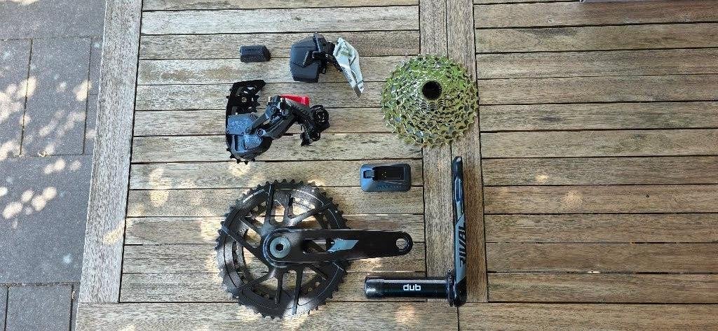 Groepset SRAM Rival AXS E1, Fietsen en Brommers, Fietsonderdelen, Overige materialen, Nieuw, Ophalen of Verzenden, SRAM