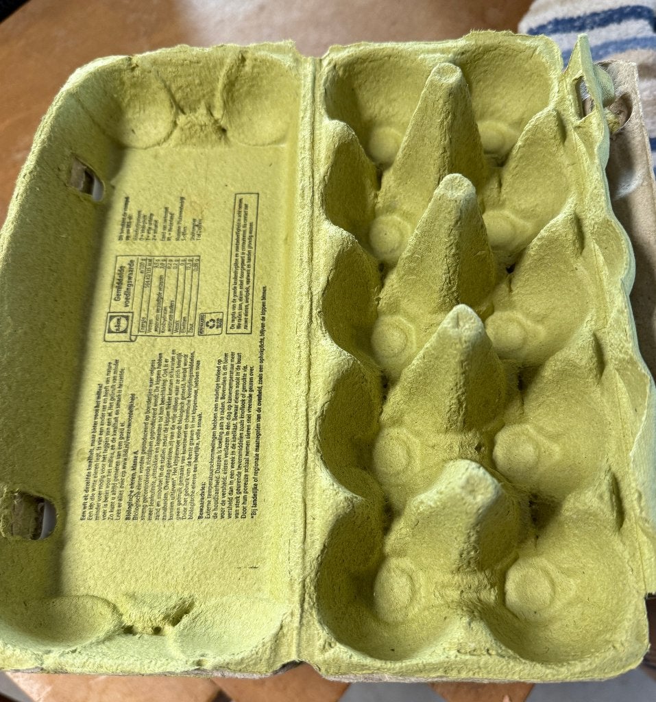 34 stuks eierdozen voor 10 eieren, leeg, Ophalen of Verzenden, Zo goed als nieuw, Drinken en Voederen