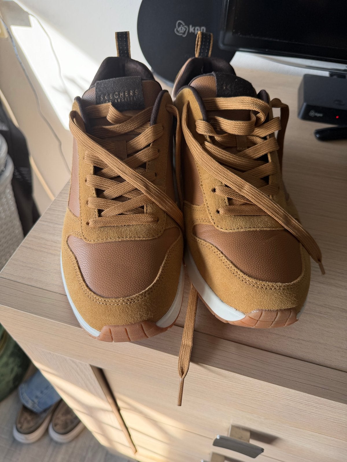 Nieuwe Skechers sneakers maat 43, Ophalen, Nieuw, Bruin, Sneakers of Gympen