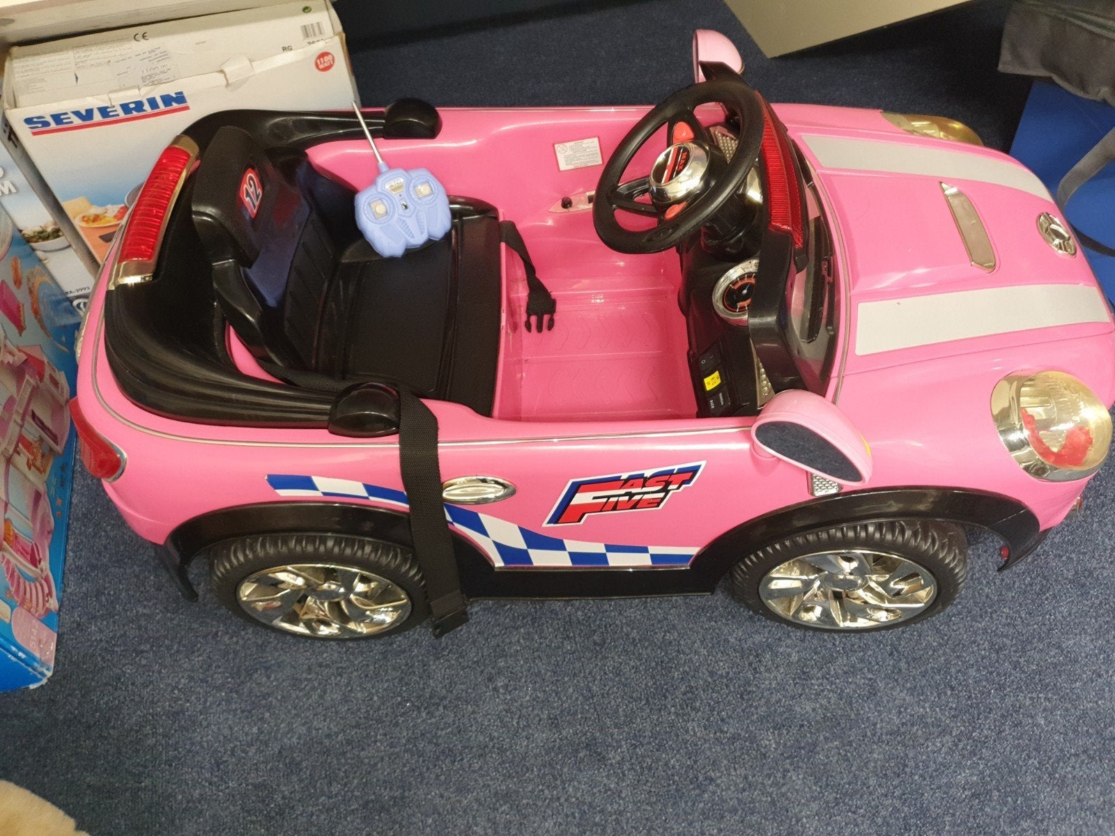 Roze Mini Cooper accu auto met afstandsbediening, Zo goed als nieuw