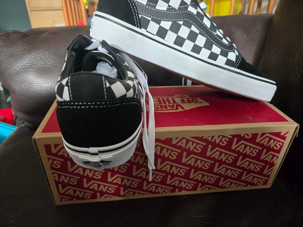 Nieuwe Vans sneakers maat 41, Kleding | Dames, Schoenen, Vans, Ophalen of Verzenden, Nieuw, Sneakers of Gympen
